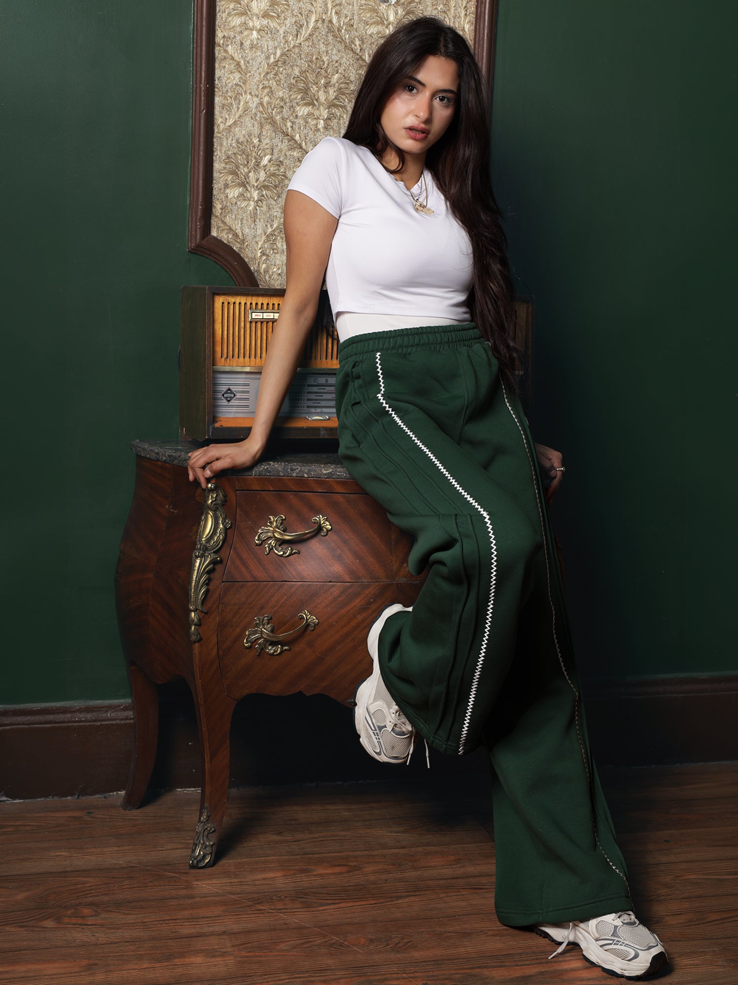 Owluxe Essential SweatPants - SP-01 - Macha