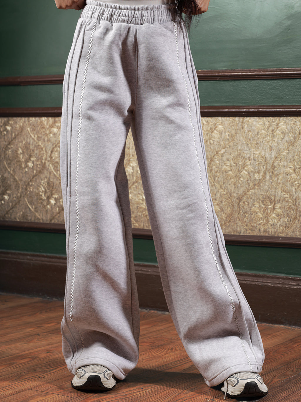 Owluxe Essential SweatPants - SP-01 - Light grey